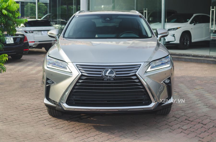 Chi tiết Lexus RX350L 2018 đầu tiên về Việt Nam