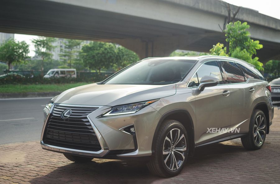 Chi tiết Lexus RX350L 2018 đầu tiên về Việt Nam
