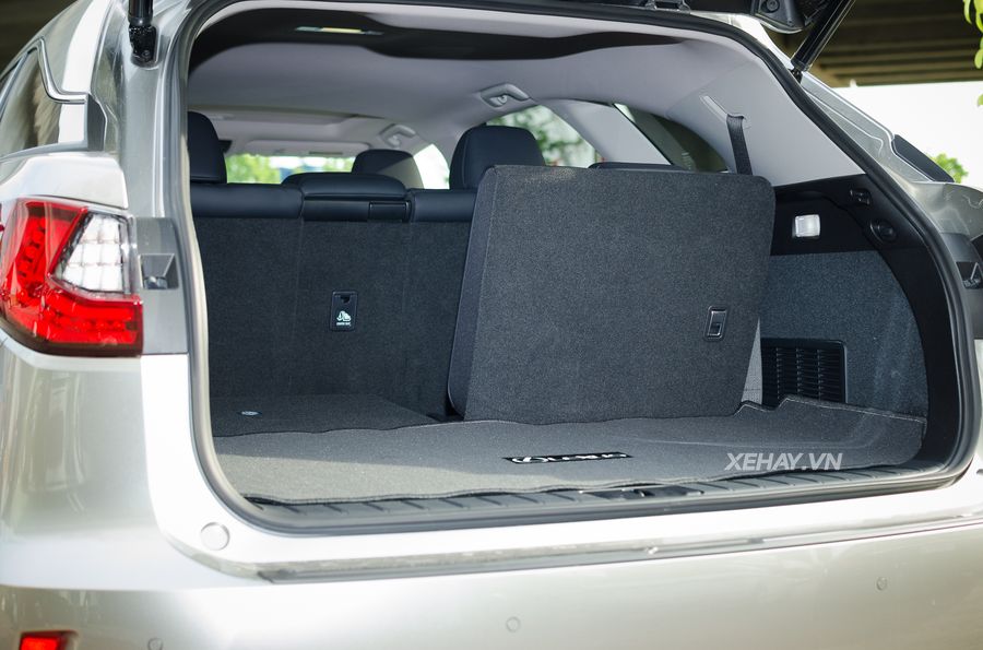 Chi tiết Lexus RX350L 2018 đầu tiên về Việt Nam