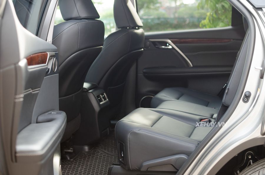 Chi tiết Lexus RX350L 2018 đầu tiên về Việt Nam