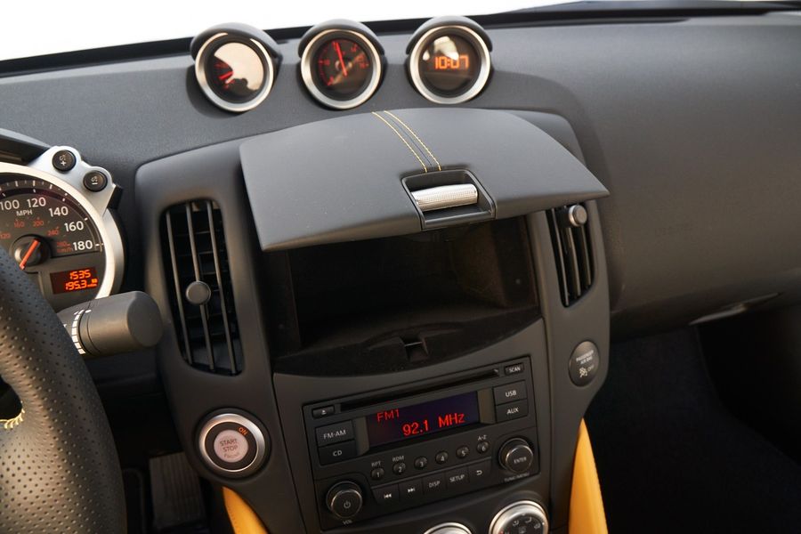 Nissan 370Z 2019 có giá từ 682 triệu VNĐ, bổ sung nhiều tùy chọn cá nhân hóa mới