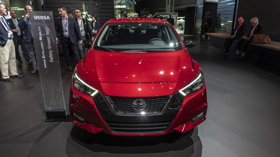 Cận cảnh Nissan Sunny 2020 - 