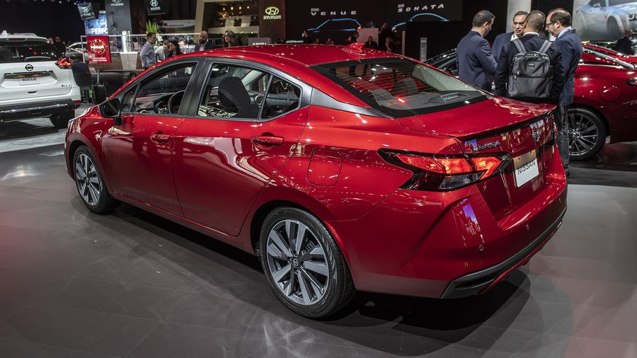 Cận cảnh Nissan Sunny 2020 - 