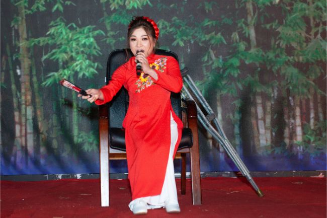 Nhờ có cuộc thi, những thí sinh khuyết tật thấy mình vẫn được yêu thương, tự tin, được tôn vinh, được sống tiếp những ngày thật tươi đẹp với cuộc đời.