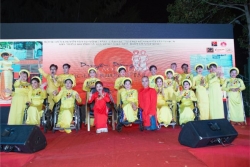 16 thí sinh khuyết tật tỏa sáng trong đêm Chung kết Duyên dáng Áo dài