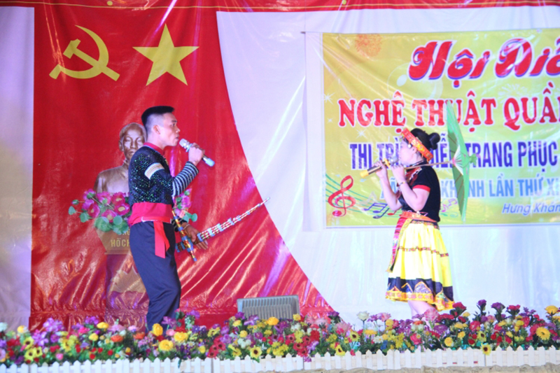 Song ca Gặp nhau giữa rừng mơ.