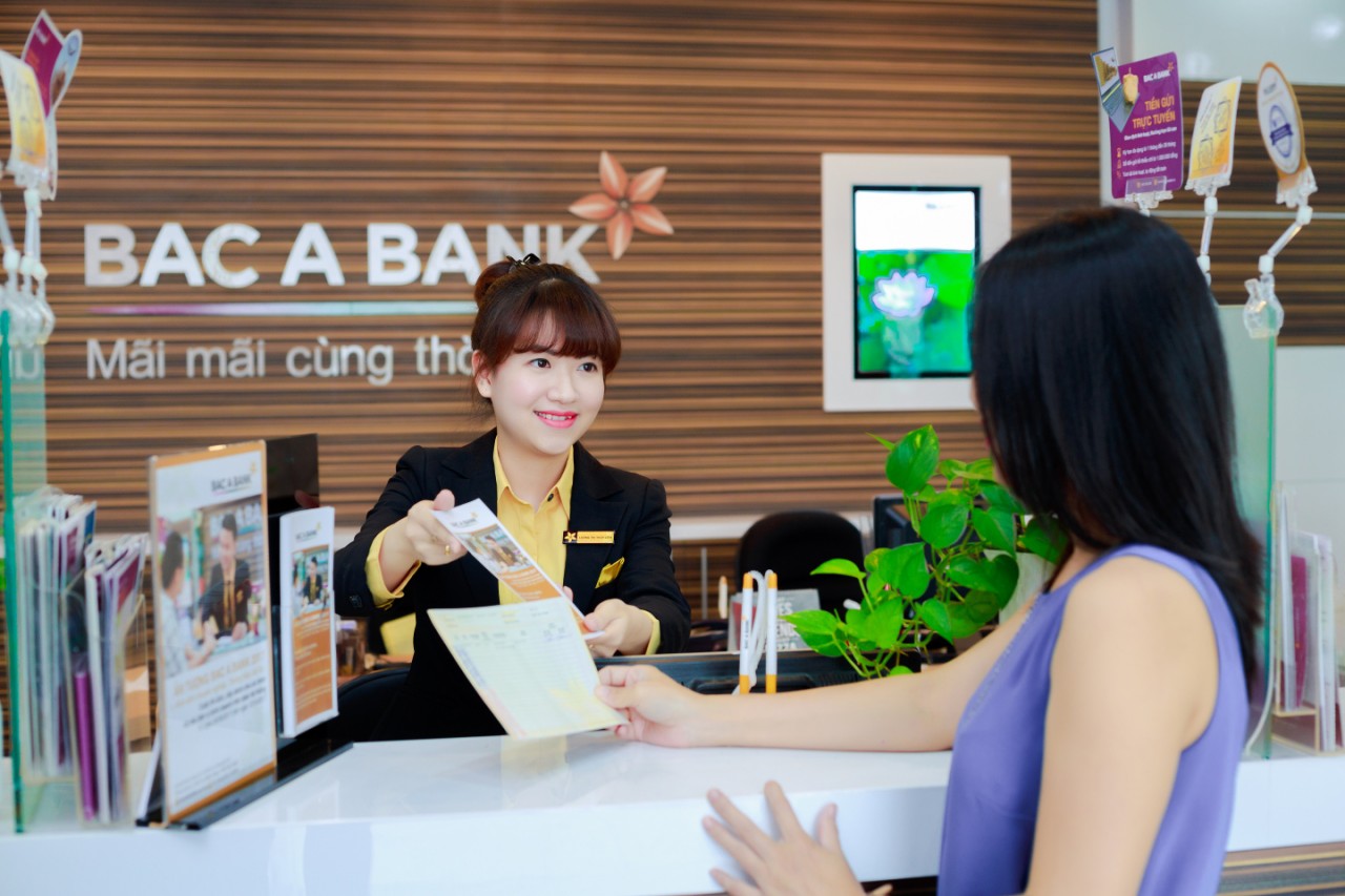 Cùng BAC A BANK “Trải nghiệm ngay, nhận quà liền tay”