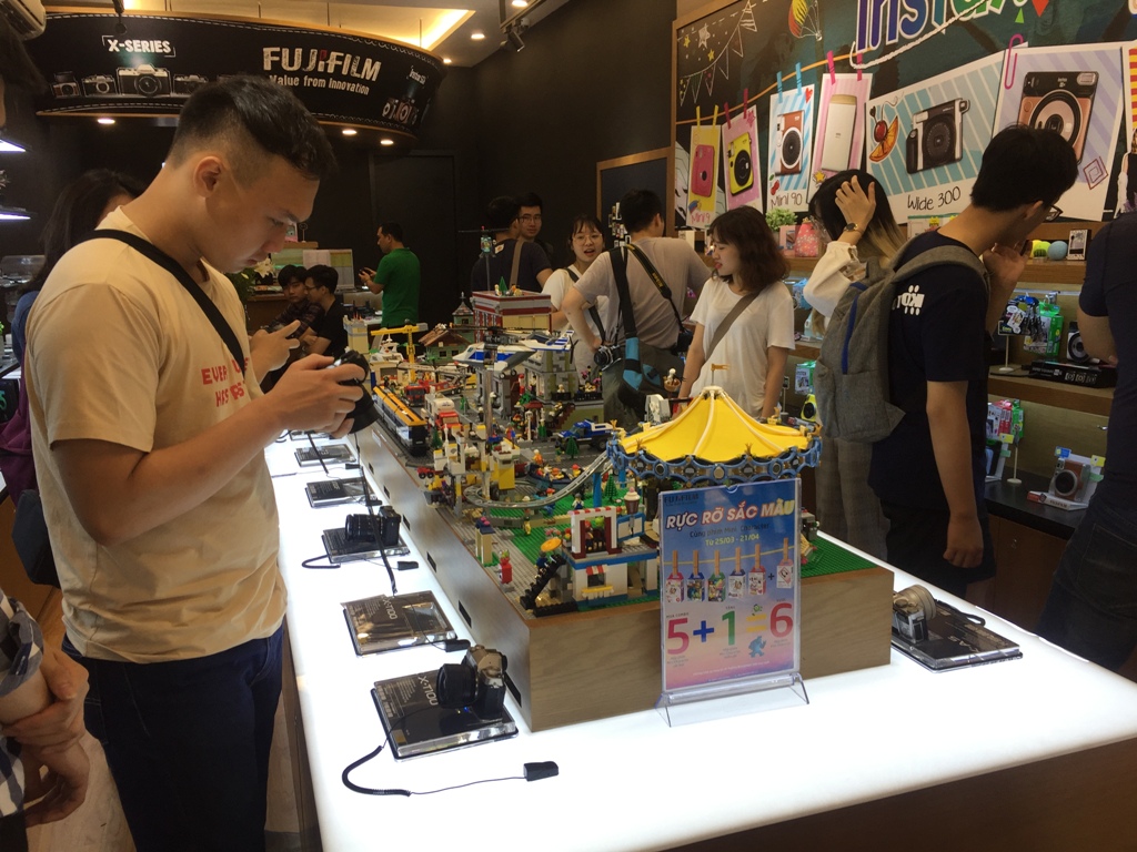 Fujifilm brandshop mang đến những trải nghiệm mới mẻ, hấp dẫn