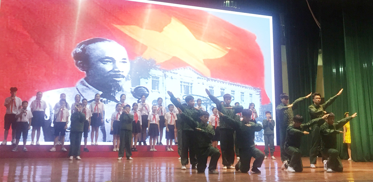 Tuyên dương 65 chiến sỹ nhỏ Điện Biên tiêu biểu