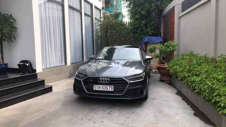 Audi A7 Sportback 2018 đầu tiên về Việt Nam đã ra biển trắng, giá hơn 3,9 tỷ đồng