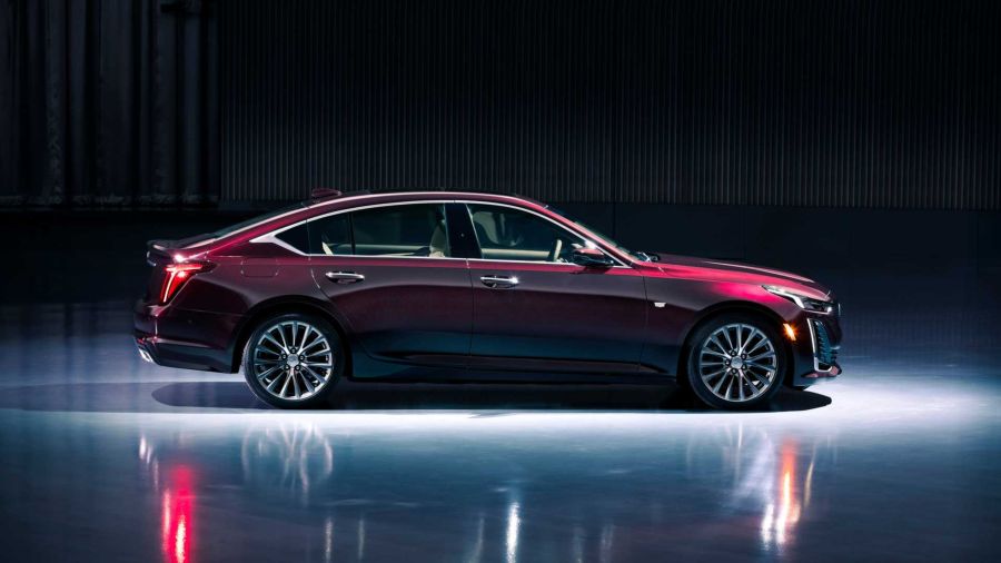 Cadillac CT4 và CT5-V mới sẽ trình làng vào cuối tháng này