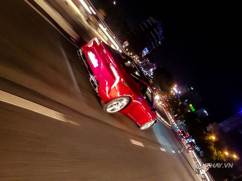 TP.HCM: Bắt gặp siêu phẩm Lexus LC 500h hàng hiếm dạo phố đêm cùng chủ nhân