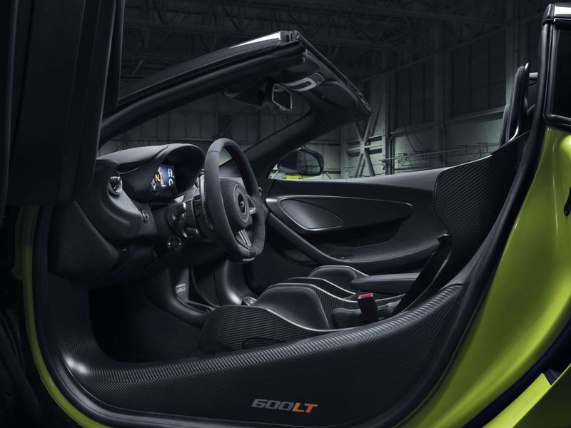 McLaren 600LT Spider phiên bản đặc biệt - Siêu phẩm chào mừng cột mốc 20.000 xe xuất xưởng chính thức ra lò