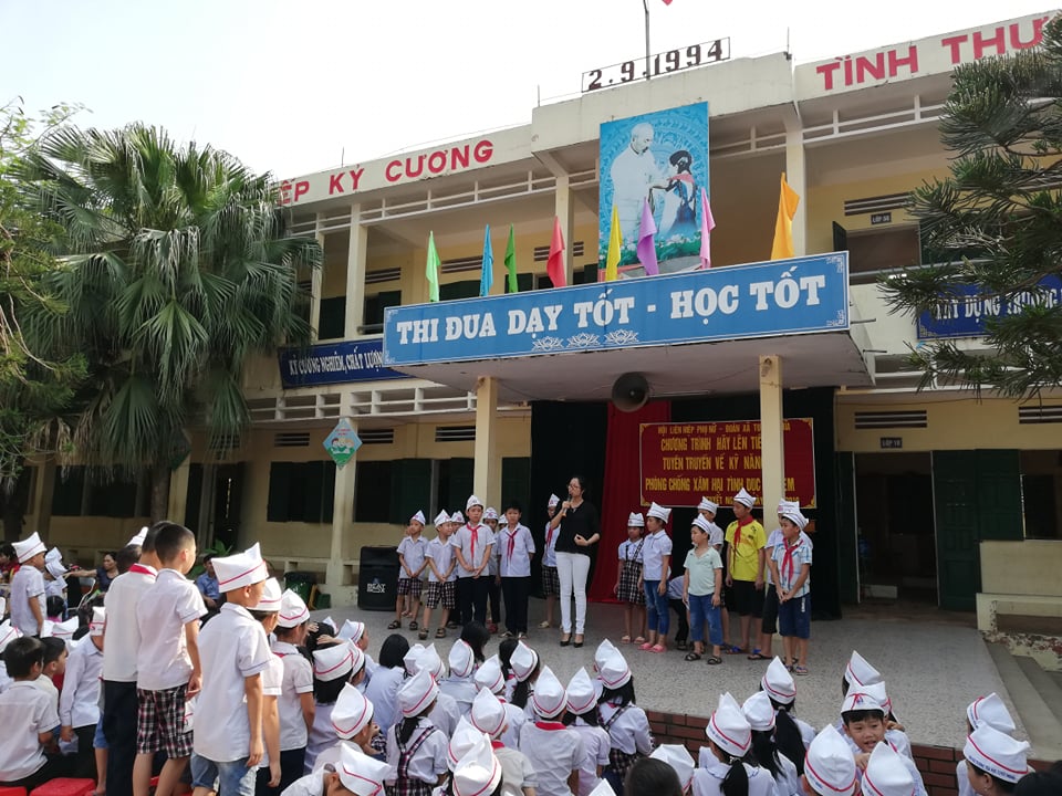 Các chuyên gia trang bị kiến thức phòng chống xâm hại cho học sinh