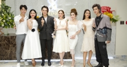 Với phụ nữ, “Đẹp” chính là tấm thẻ quyền lực nhất