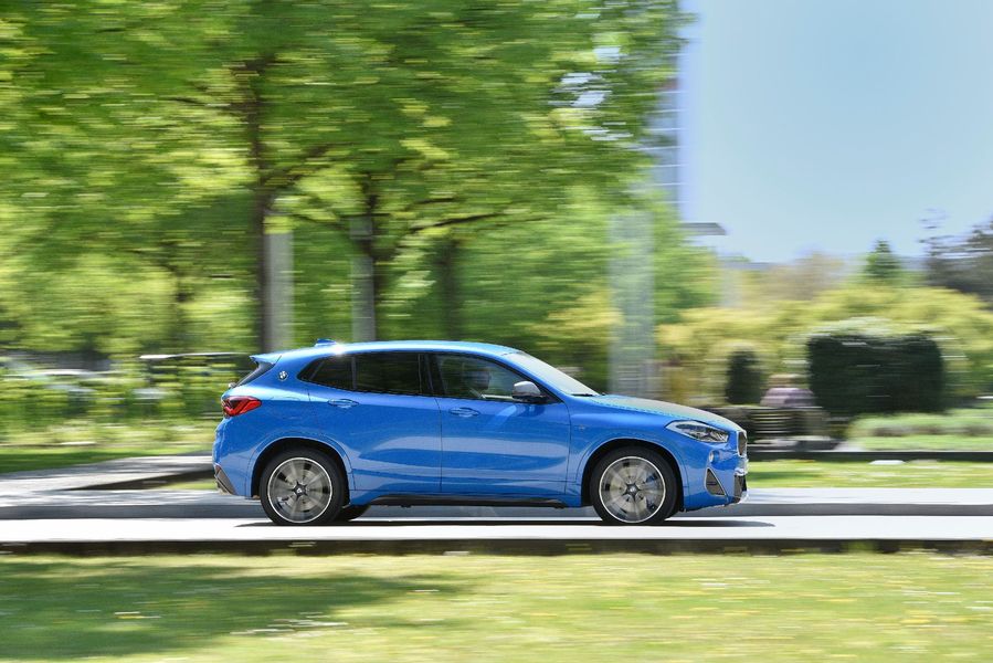 BMW X2 M35i năng động trong buổi ra mắt truyền thông quốc tế gần đây