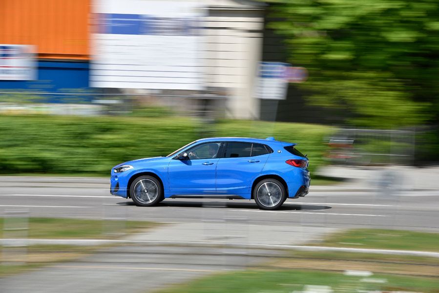 BMW X2 M35i năng động trong buổi ra mắt truyền thông quốc tế gần đây