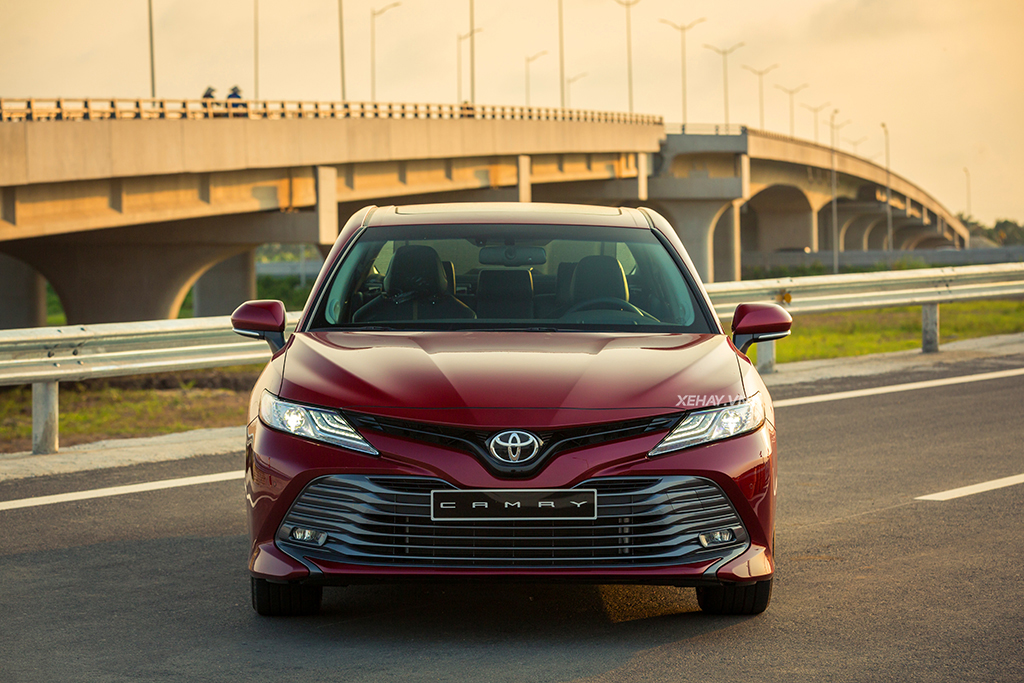 [ĐÁNH GIÁ XE] Toyota Camry 2.5Q 2019 - Ông hoàng phân khúc sedan hạng D