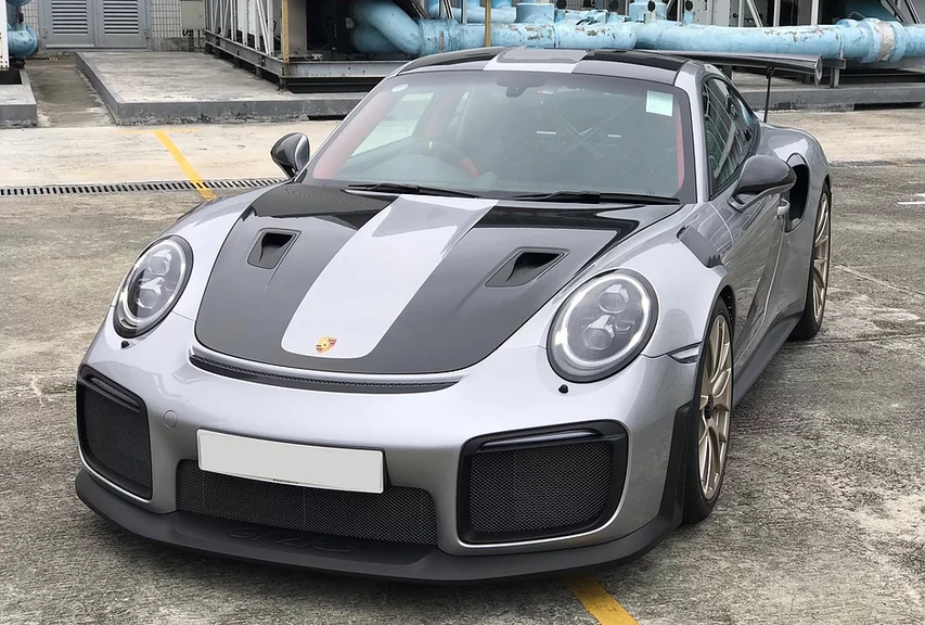 Giá bán Porsche 911 GT2 RS tại Việt Nam đắt hơn 4 tỷ VNĐ so với Hồng Kông