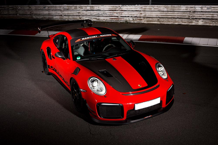 Giá bán Porsche 911 GT2 RS tại Việt Nam đắt hơn 4 tỷ VNĐ so với Hồng Kông