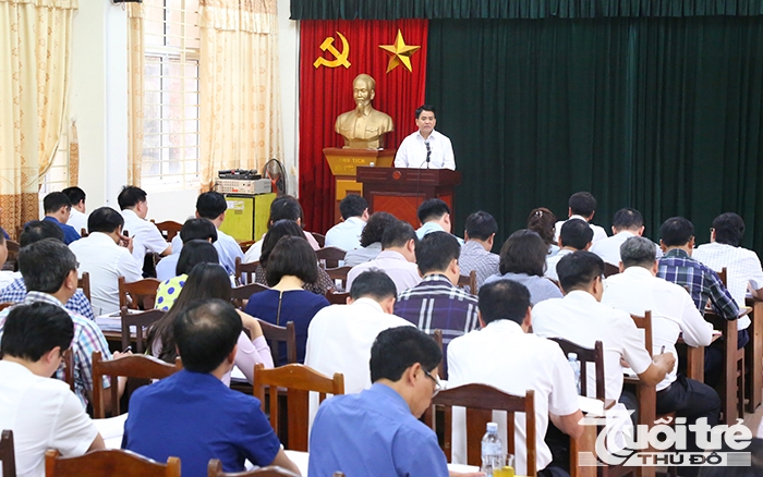 Chủ tịch UBND thành phố Nguyễn Đức Chung giảng bài tại lớp bồi dưỡng cán bộ nguồn