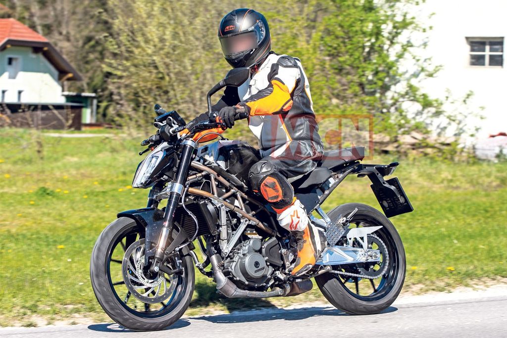 Đối thủ của Honda CRF250 Rally - KTM 390 Adventure lộ ảnh chạy thử trước ngày ra mắt