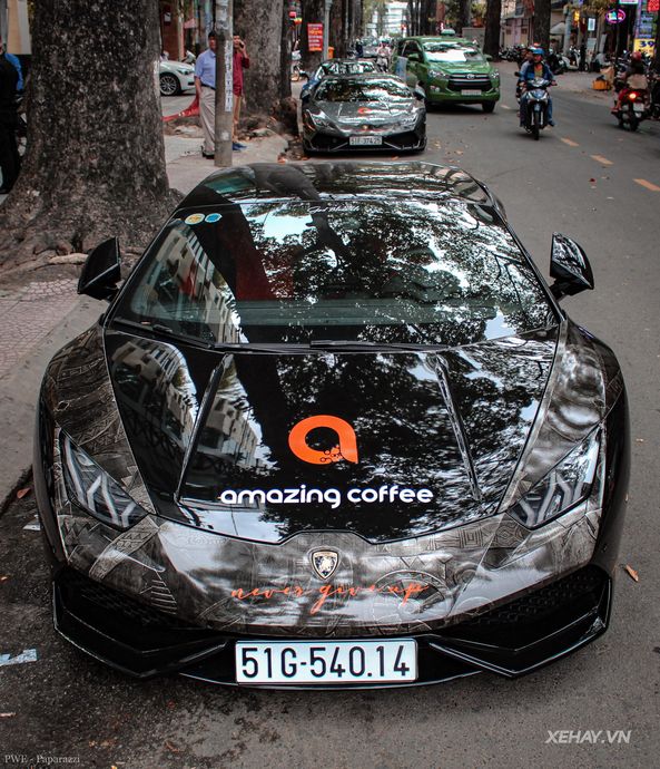 TP.HCM: Bộ đôi Lamborghini Huracan tới 