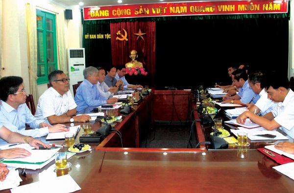 Bộ trưởng, Chủ nhiệm Đỗ Văn Chiến làm việc với Đoàn công tác của UBND tỉnh Lai Châu