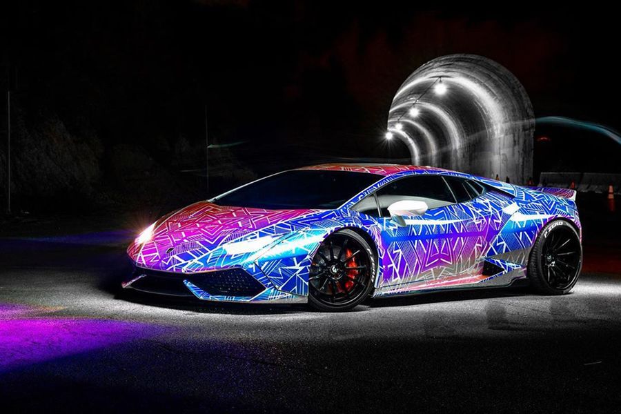 Chiêm ngưỡng Lamborghini Huracan phát sáng rực rỡ của nam ca sĩ Chris Brown