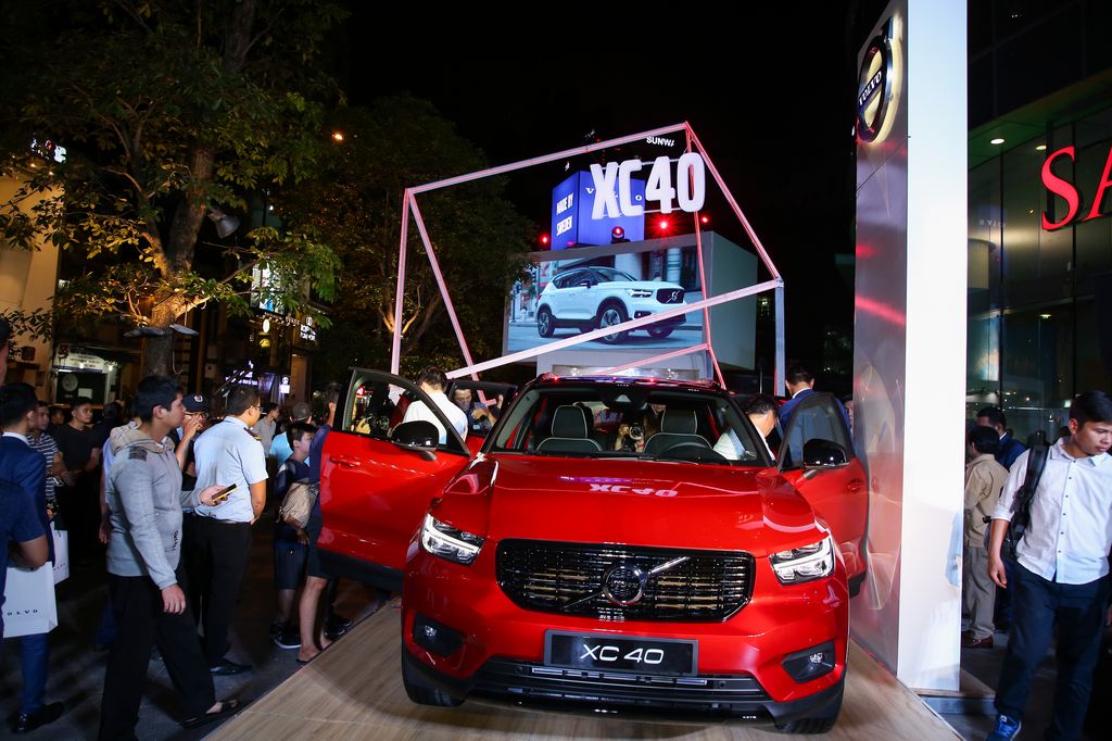 Volvo XC40 giá 1,75 tỷ đồng có kén khách trong làng xe Việt?
