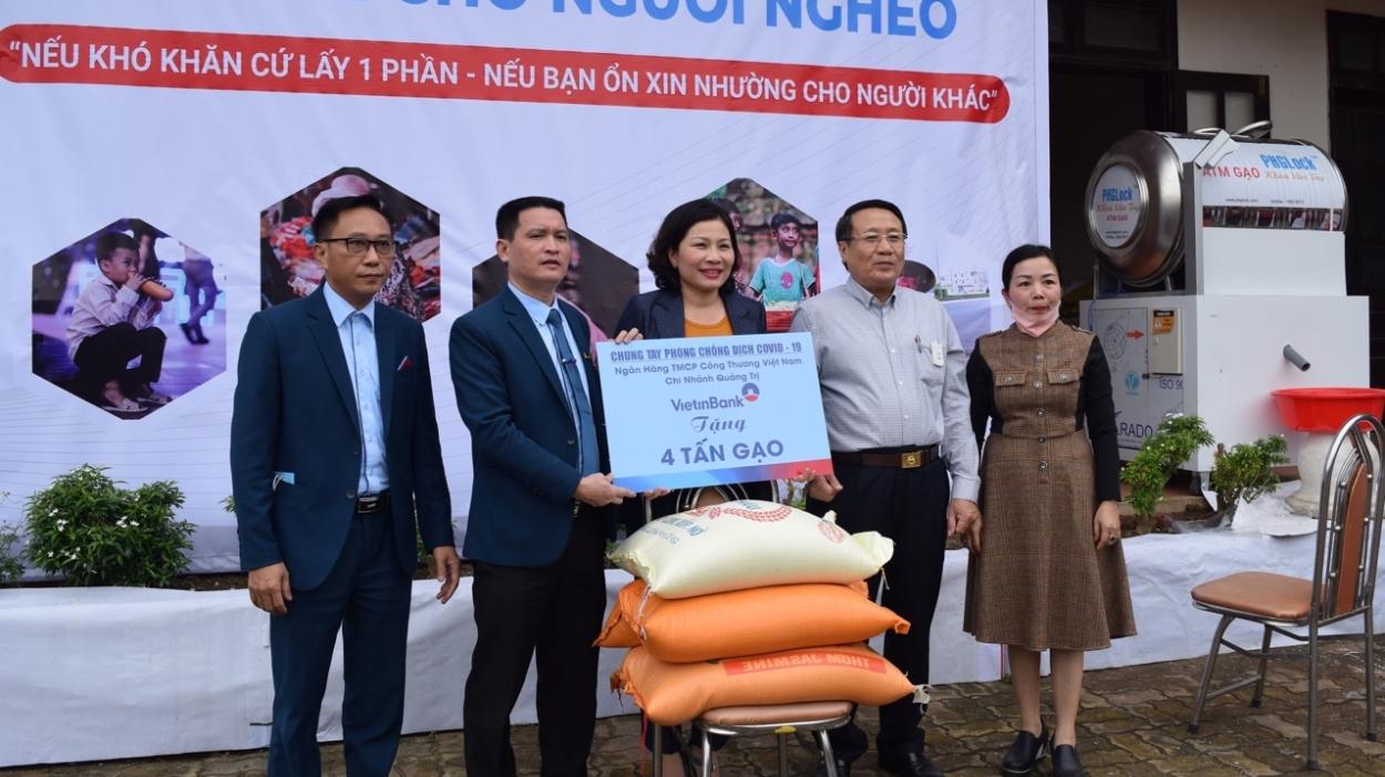 VietinBank triển khai “Ngân hàng gạo nghĩa tình” hỗ trợ người dân bị ảnh hưởng bởi dịch Covid-19