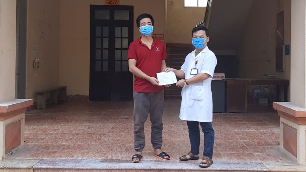 Ninh Bình: Hai bệnh nhân mắc Covid-19 được công bố khỏi bệnh sau khi trải qua nhiều lần xét nghiệm âm tính