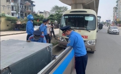 Hà Nội: Xử phạt 120 trường hợp xe khách, taxi vi phạm trong tháng 4