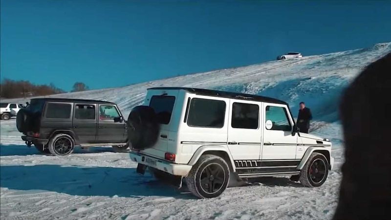 Mercedes-AMG G63 off-road trên tuyết - một cảnh tượng siêu hiếm hoi