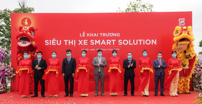 VinFast tiếp tục chơi lớn với chương trình