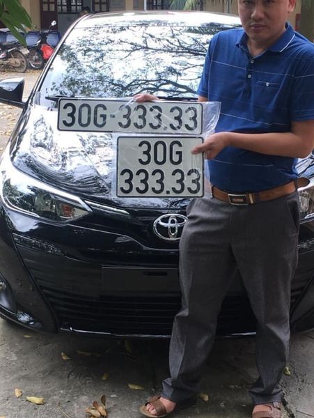 Toyota Vios mang biển ngũ quý gây sốt cộng đồng mạng