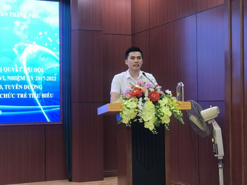 Đồng chí Lý Duy Xuân, Phó Bí thư Thành đoàn Hà Nội đến dự và phát biểu chỉ đạo tại Hội nghị