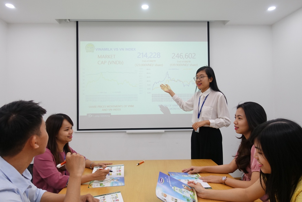 Đội ngũ nhân sự trẻ được tạo điều kiện để phát triển và thử thách bản thân với những vị trí quản lý trong Vinamilk