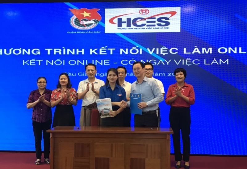 Quận đoàn Cầu Giấy và Trung tâm Dịch vụ việc làm Hà Nội thực hiện ký kết phối hợp hoạt động trong chương trình kết nối việc làm online