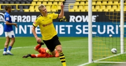 Halaand “nổ súng” trong ngày Bundesliga trở lại, Dortmund đại thắng Schalke
