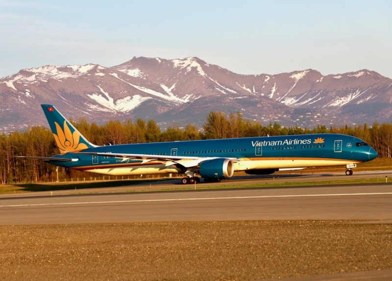 Máy bay Vietnam Airlines cất cánh từ Alaska (Hoa Kỳ) về Việt Nam (Nguồn: Sân bay Ted Stevens Anchorage, Alaska, Hoa Kỳ)