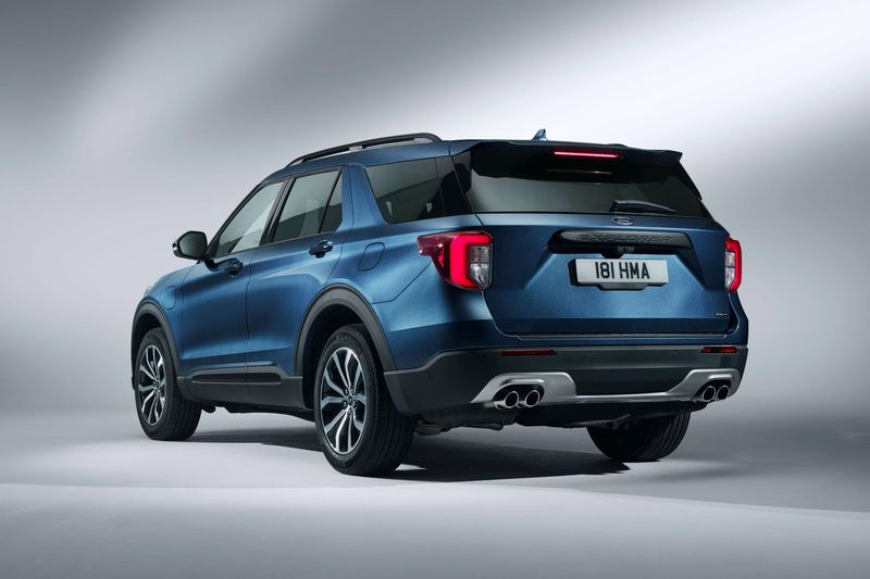 Ford Explorer 2020 Plug-in Hybrid bắt đầu bán ra, giá từ 1,9 tỷ VNĐ