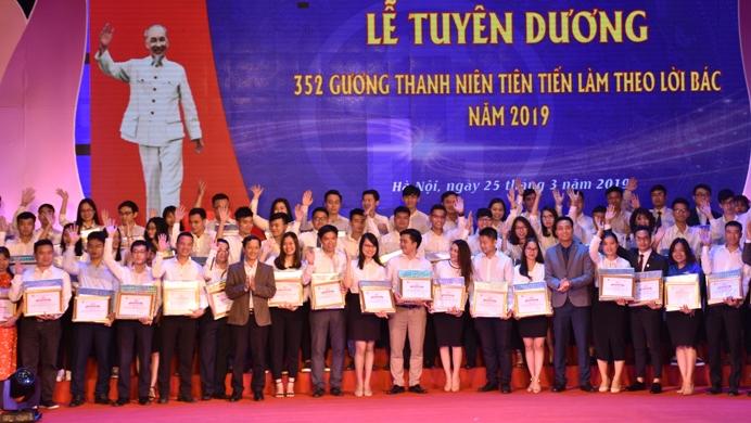 12 đại biểu Thủ đô dự Đại hội Thanh niên tiên tiến làm theo lời Bác toàn quốc