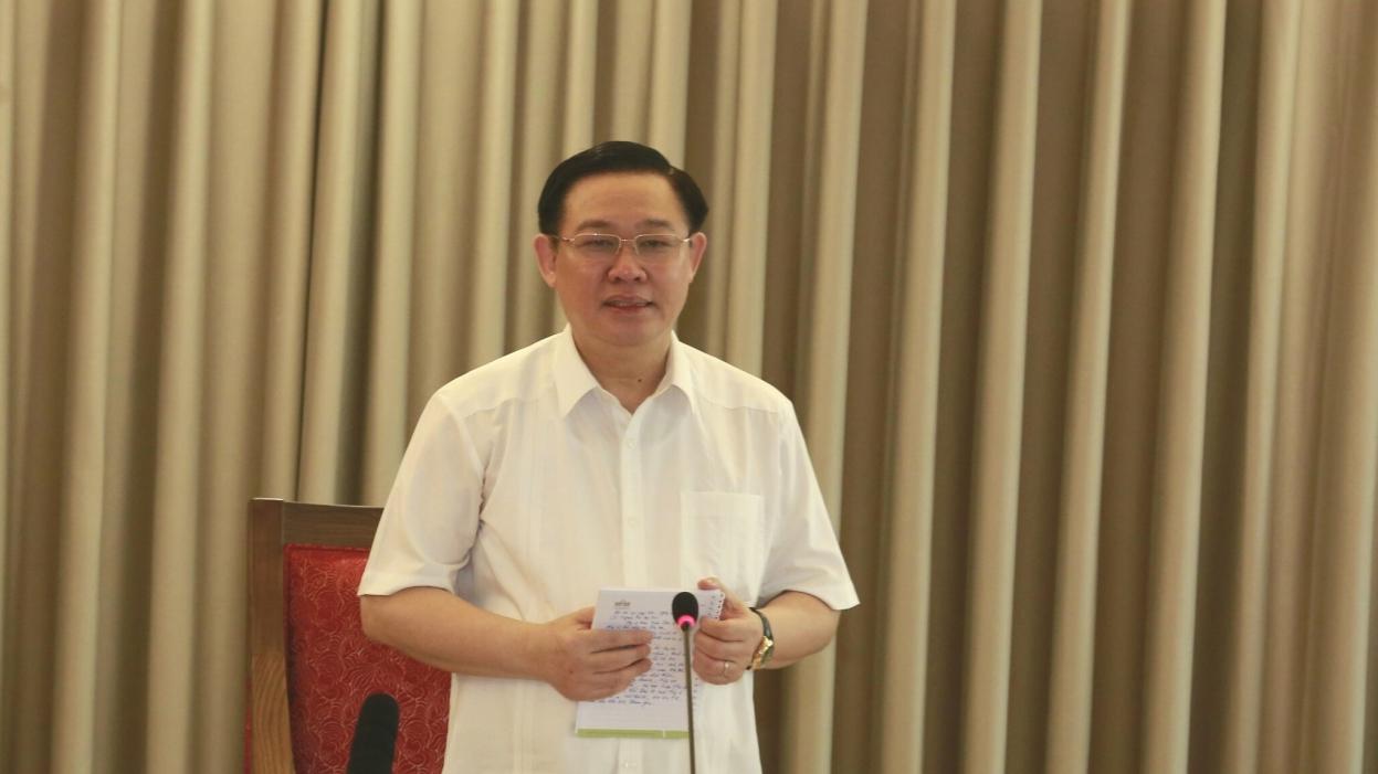 Bí thư Thành ủy Hà Nội: Đến cuối năm, phải tạo chuyển biến căn bản về ùn tắc giao thông, ô nhiễm không khí