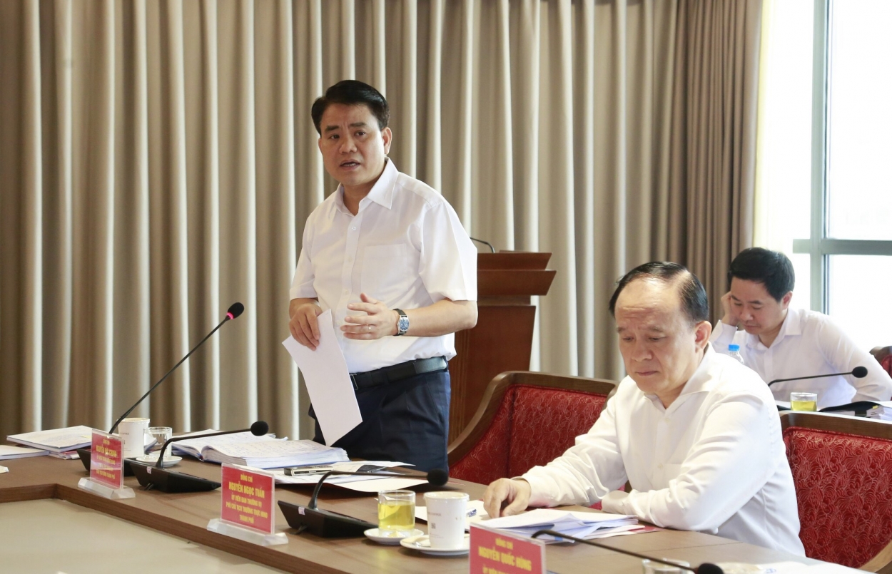 Chủ tịch UBND TP Nguyễn Đức Chung phát biểu tại buổi làm việc