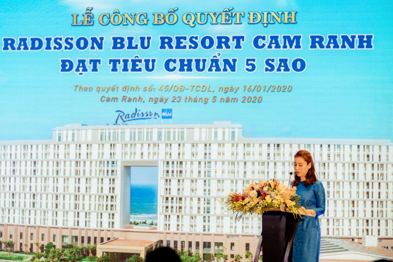 Tổng cục Du lịch công nhận Movenpick Resort Cam Ranh và Radisson Blu Resort Cam Ranh đạt tiêu chuẩn 5 sao