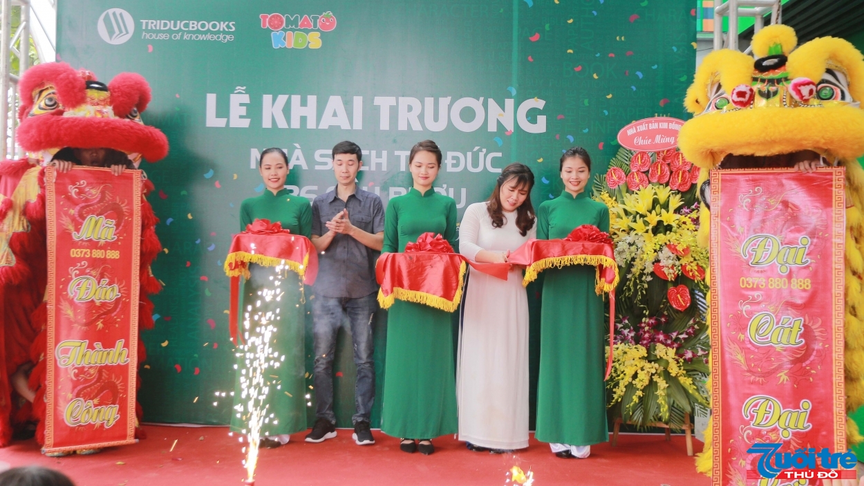 Khai trương nhà sách Trí Đức thứ ba rộng 400m2 tại địa chỉ 36 Cầu Bươu (huyện Thanh Trì, thành phố Hà Nội)