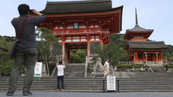 Nhật Bản cấp tiền cho người dân đi du lịch trong nước
