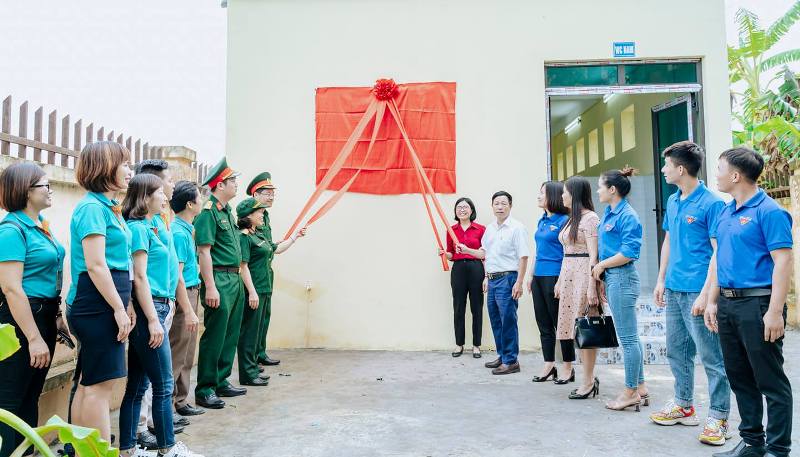 Khánh thành công trình “Nhà vệ sinh thân thiện” tại trường Tiểu học Mỹ Lương