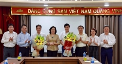 Trao quyết định công tác cán bộ tại Ủy ban Kiểm tra Thành ủy Hà Nội